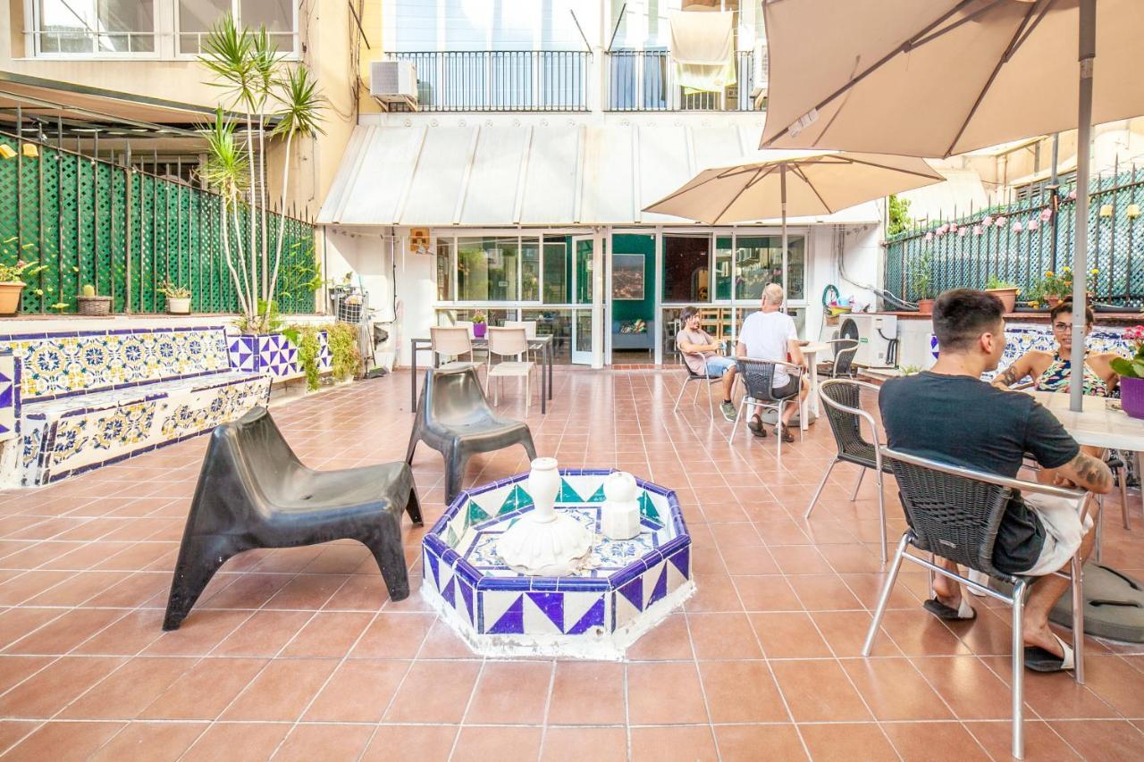 Fabrizzios Terrace Hostel — Billeder 3
